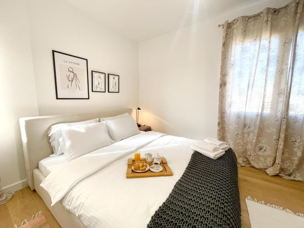 Metro Suites Tirana Bagian luar foto