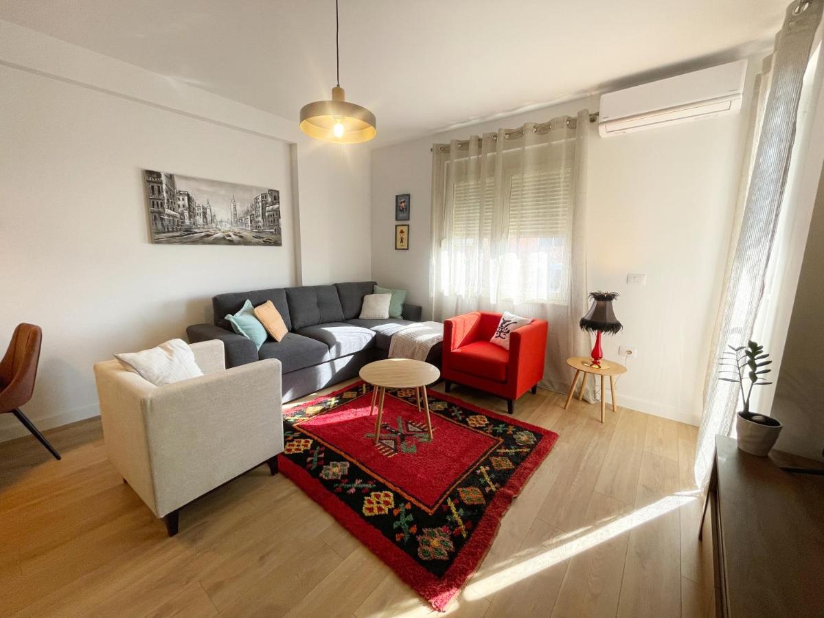 Metro Suites Tirana Bagian luar foto