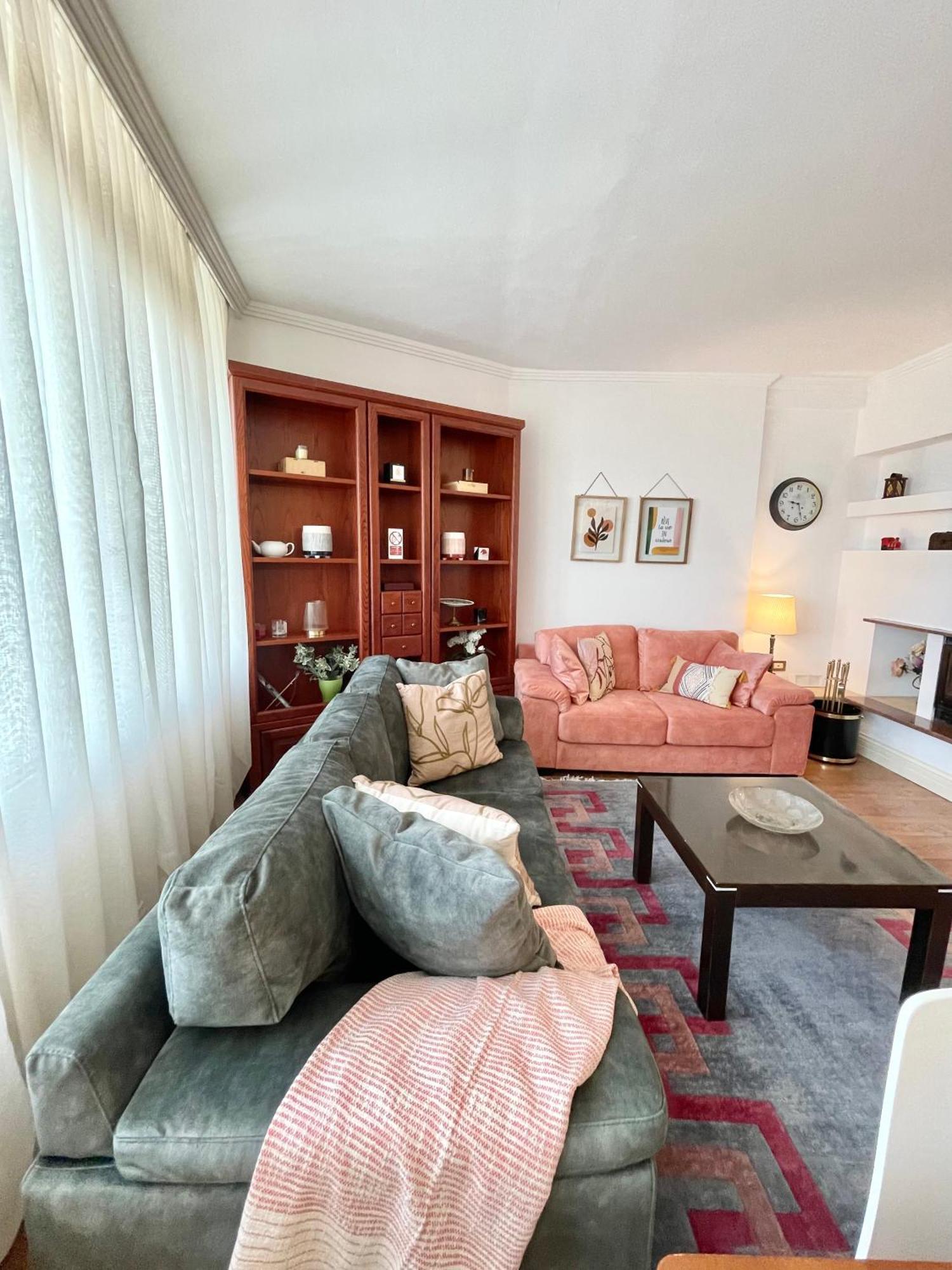 Metro Suites Tirana Ruang foto