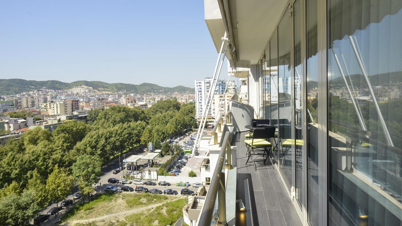 Metro Suites Tirana Bagian luar foto